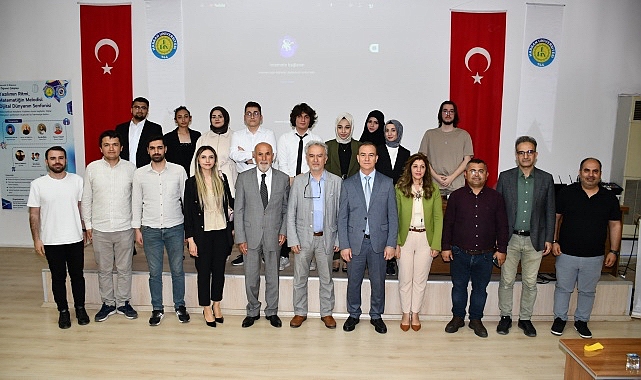 harran-universitesi-teknik-bilimler-meslek-yuksekokulu-yazilimin-ritmi-matematigin-melodisi-dijital-dunyanin-senfonisi-adli-1-ogrenci-calistayini-basariyla-gerceklestirdi.jpg