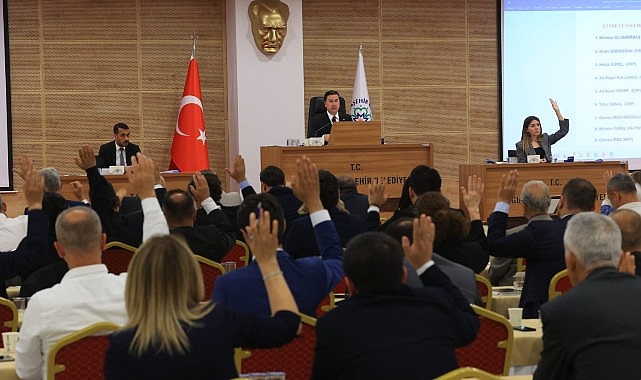 mugla-buyuksehir-belediye-meclisi-ahmet-aras-ogrenciler-icin-1-tlye-dusurdugumuz-sefer-agini-genisletiyoruz.jpg