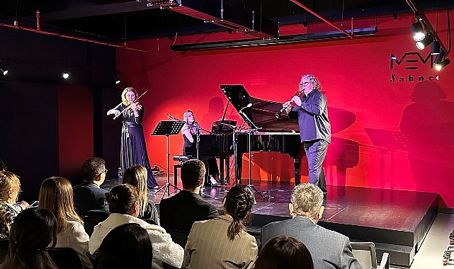 muzik-enstrumanlari-muzesinde-contrasts-konseri.jpg
