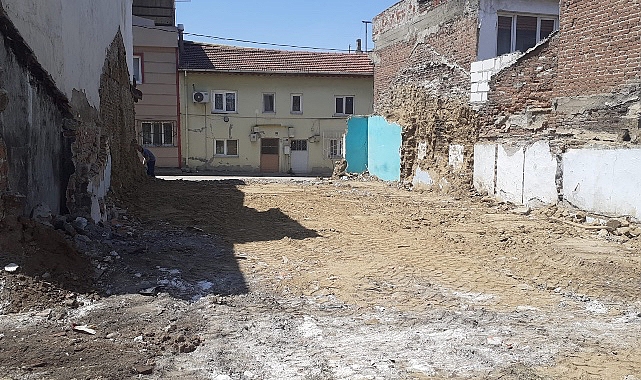 osmangazi-metruk-binalardan-temizleniyor.jpg
