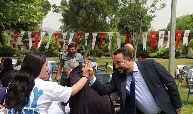 ozel-bireyler-kulturparkta-eglence-dolu-anlar-yasadi.jpg