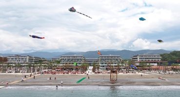 Xo Cape Arnna Dünyaca Ünlü Uçurtma Sanatçısı Zahit Mungan'ı ''Rüzgarın Peşinde'' Etkinliğinde Ağırlıyor